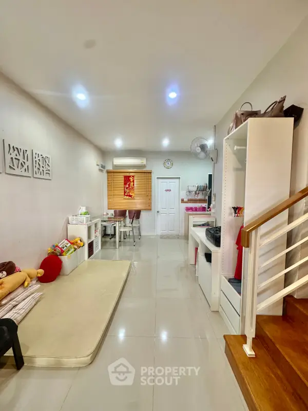 image_rental-28464519