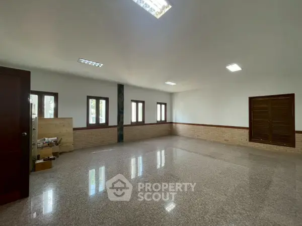 image_rental-31505588