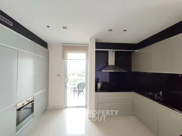 image_rental-16669270