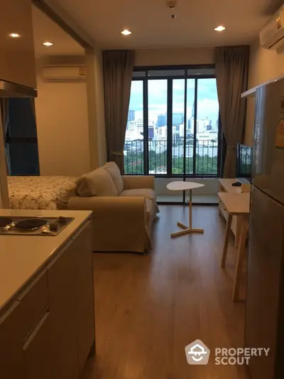  1 Bedroom Condo at Ideo Q Ratchathewi-2