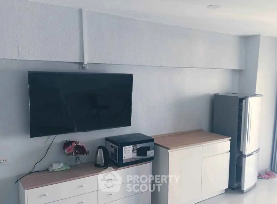 Screenshot 2569-02-27 at 14.34.13.jpg