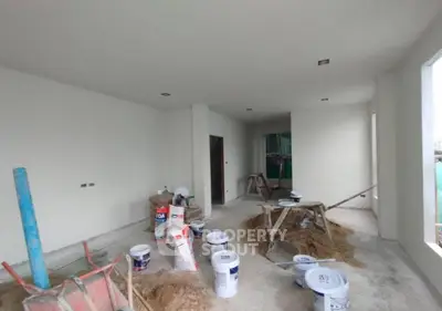 Screenshot 2567-12-30 at 20.59.56.jpg