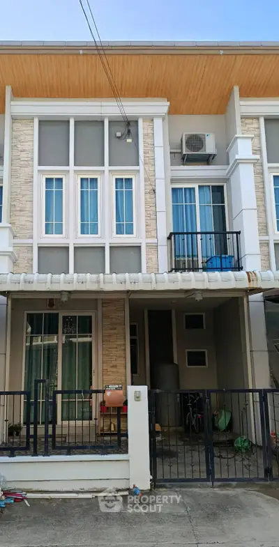 image_rental-27684862