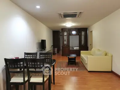  1 Bedroom Condo at State Tower Silom-3
