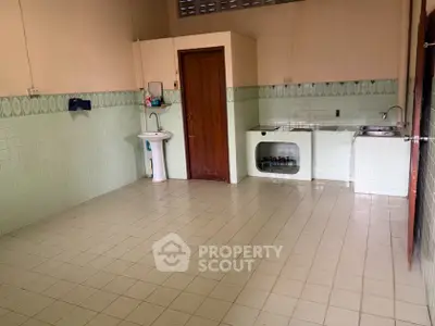 584524852_122104015233114625_6236104726474364495_n (1).jpg