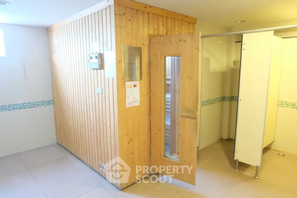  2 Bedrooms Condo at Diamond Sukhumvit-1