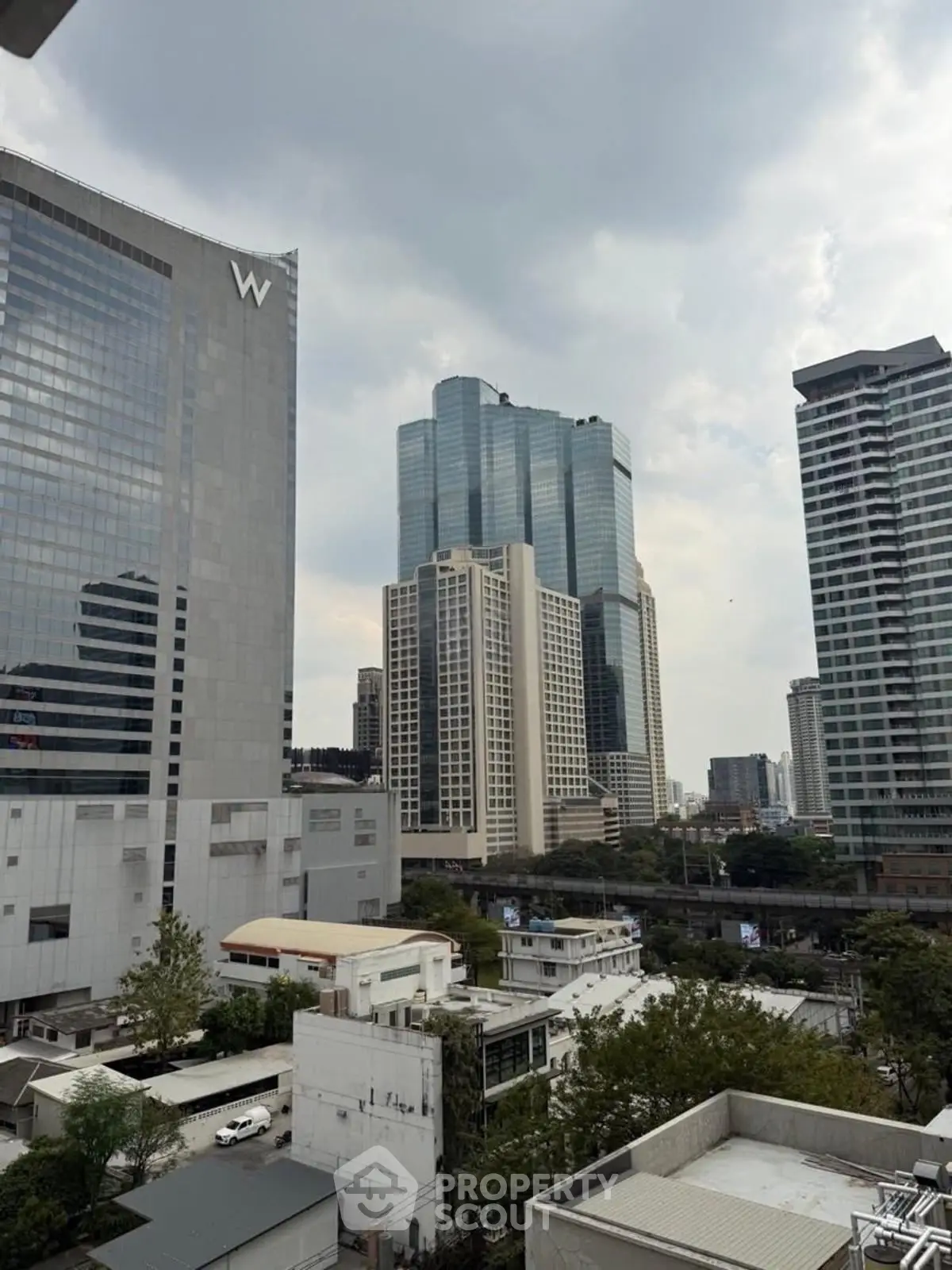 Stunning cityscape view showcasing modern skyscrapers and urban architecture.