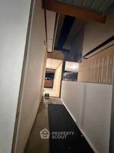 image_rental-28279384