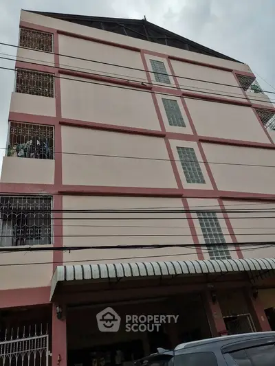 image_rental-28557278