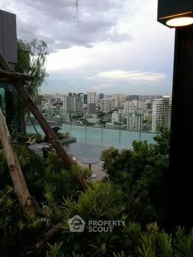  2 Bedrooms Condo at H Sukhumvit 43-1