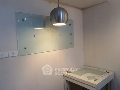 image_rental-5061008