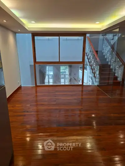 image_rental-31169010