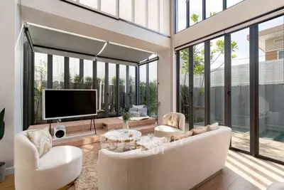 image_rental-29384489