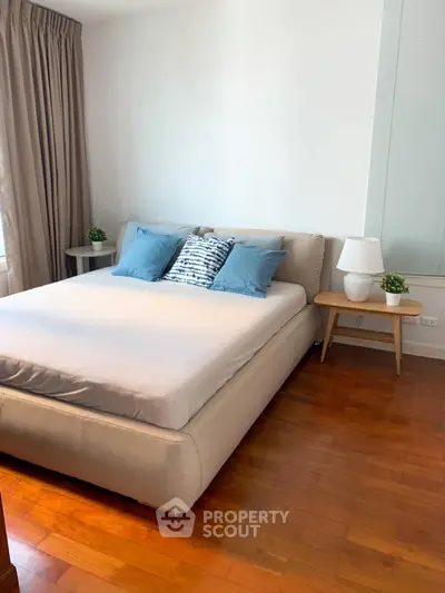  1 Bedroom Condo at Siri Residence Sukhumvit-5
