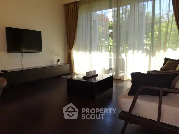 image_rental-5258404