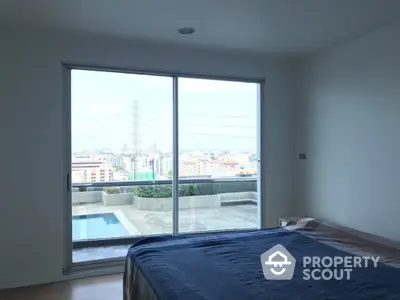  2 Bedrooms Condo -2