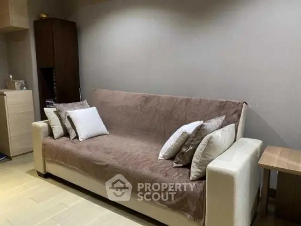 image_rental-29727861