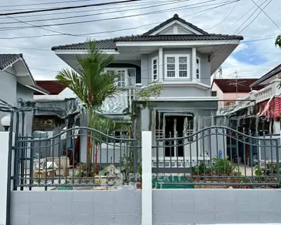 image_rental-27523512