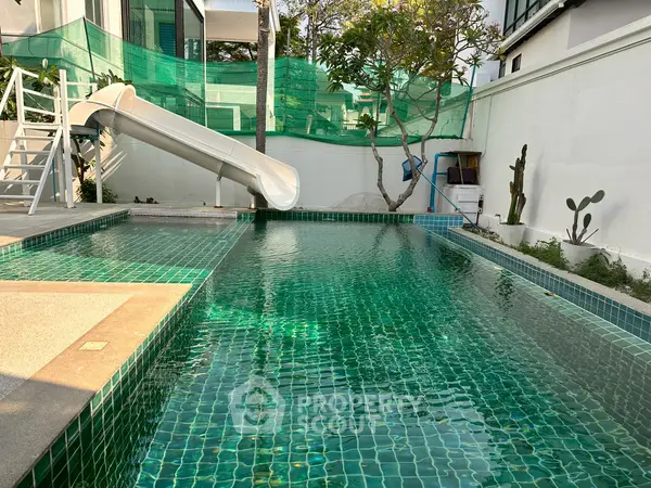 image_rental-30988428