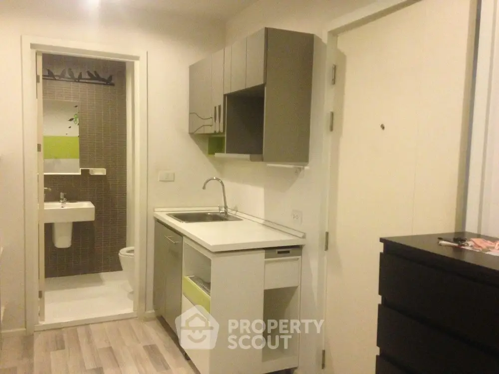  1 Bedroom Condo at The Key Paholyothin-1