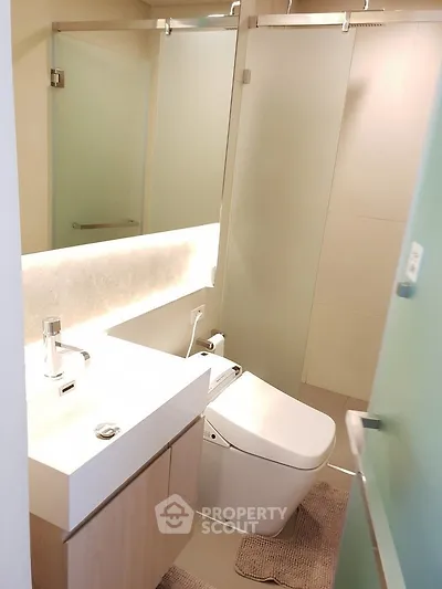 2 Bedrooms Condo at The Lumpini 24-4