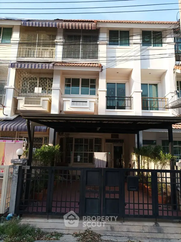 image_rental-7461744