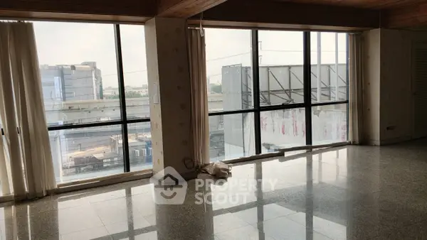 image_rental-29986484