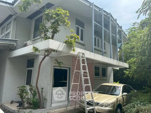 image_rental-31838928