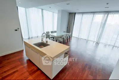 image_rental-28364359