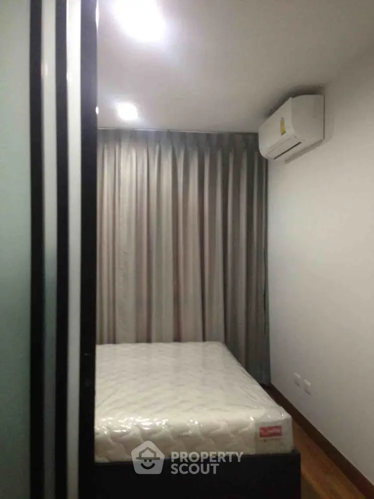  1 Bedroom Condo at Regent Home Sukhumvit 81-1