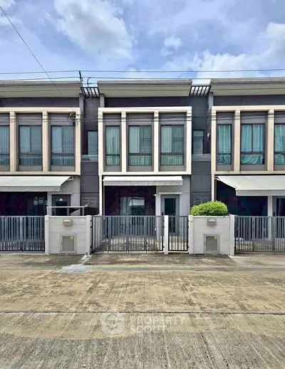 image_rental-27623916