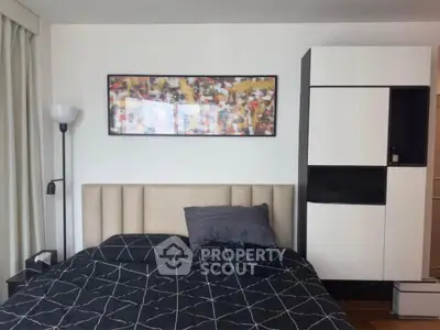 Modern bedroom with stylish decor and contemporary furniture