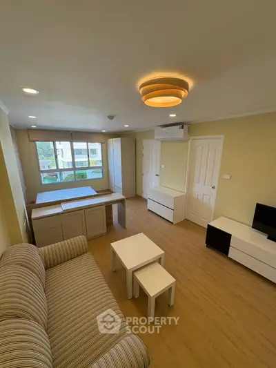 image_rental-28379913