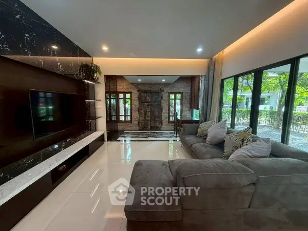 image_rental-31082401