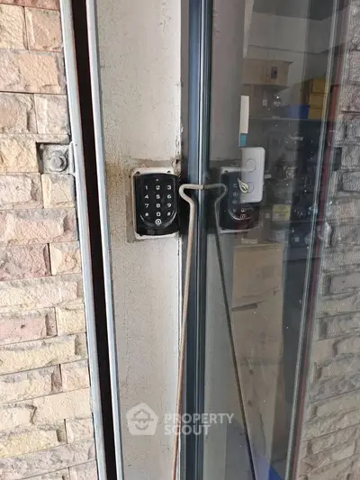 image_rental-31579319