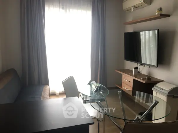 image_rental-5293197