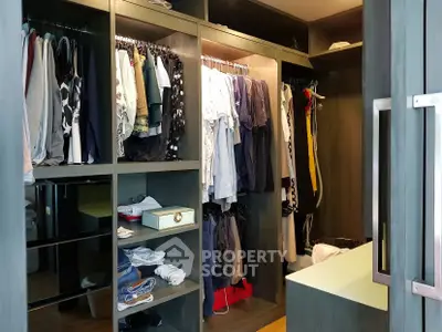 Fully Furnished 2 Bedrooms Condo at Siamese Nang Linchee-2