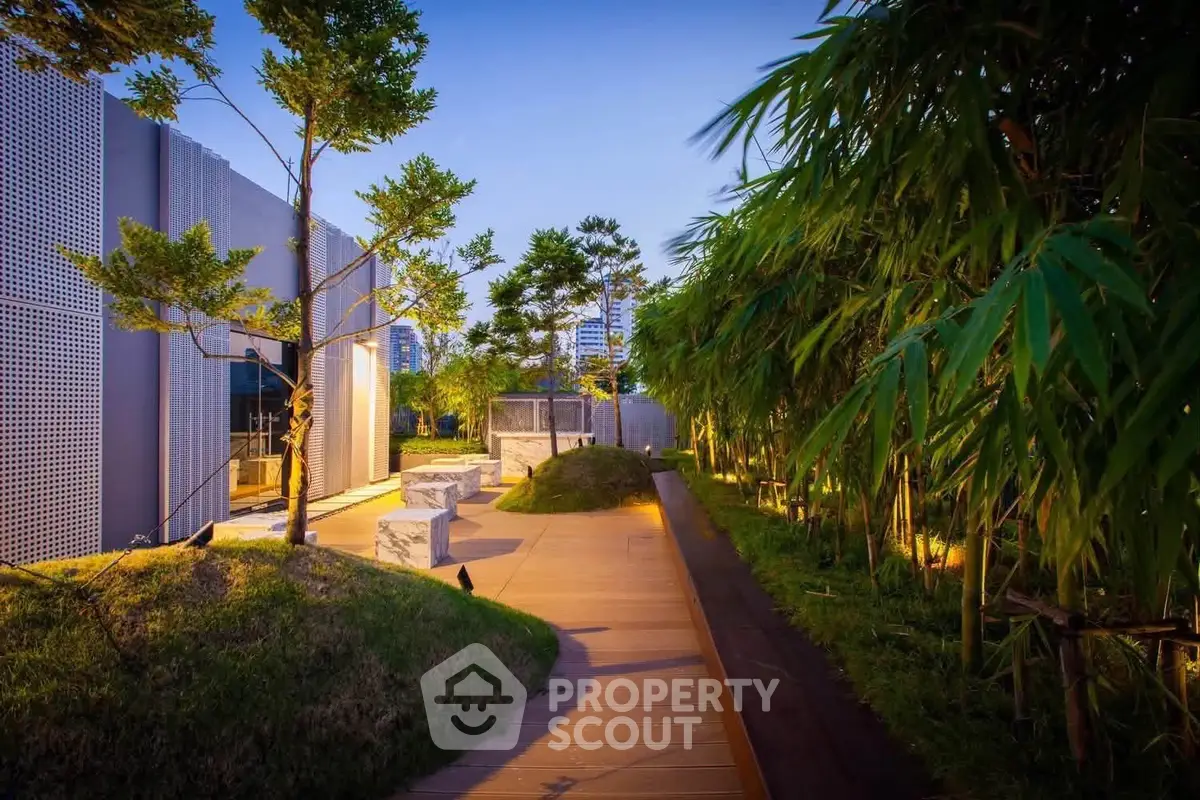Luxurious rooftop garden with modern landscaping and serene ambiance in urban setting.