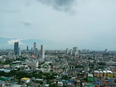  1 Bedroom Condo at Fuse Sathorn Taksin-4