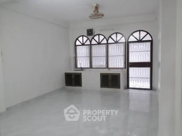 image_rental-6427776