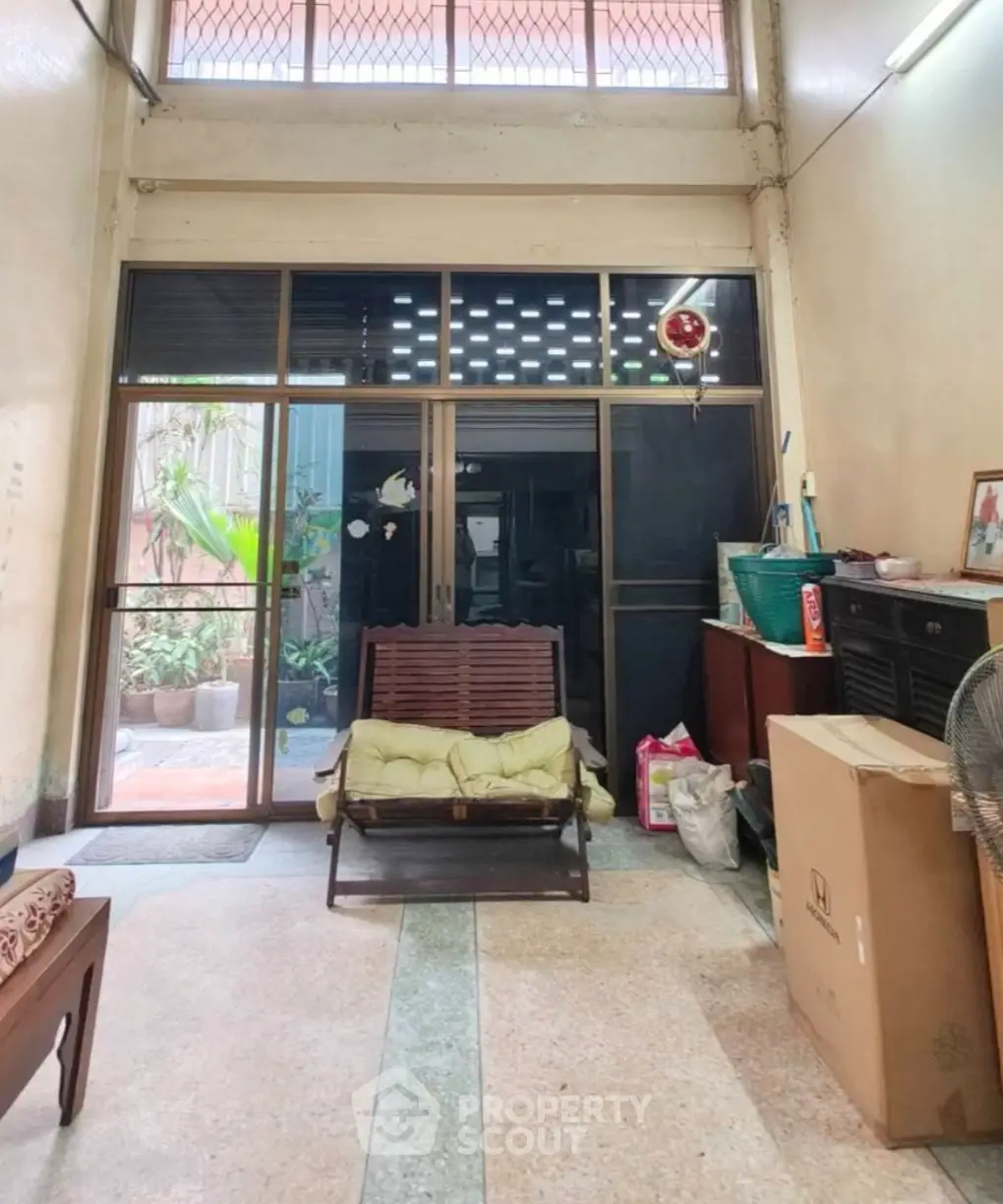 Screenshot 2568-10-06 at 16.22.49.jpg