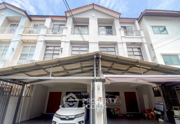 image_rental-31631980