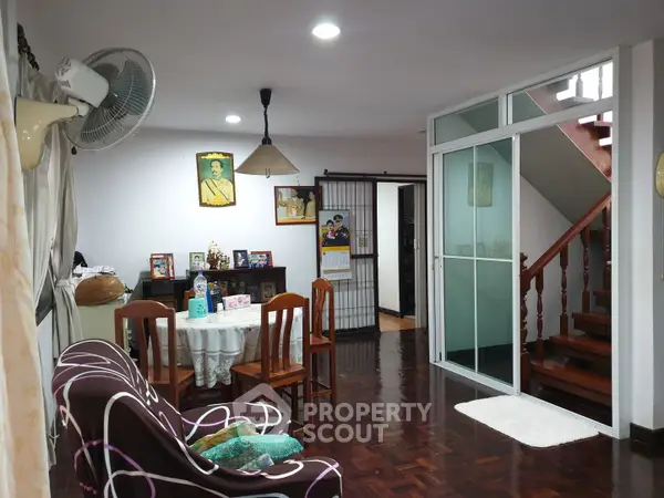 image_rental-11327424