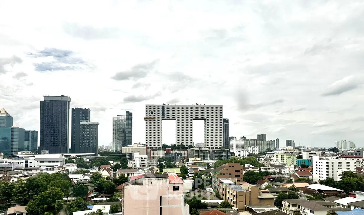 Stunning cityscape view with modern skyscrapers and urban landscape