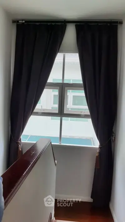 image_rental-7210751