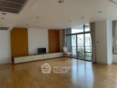 image_rental-29383138