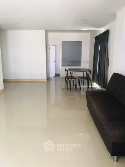 image_rental-27213825