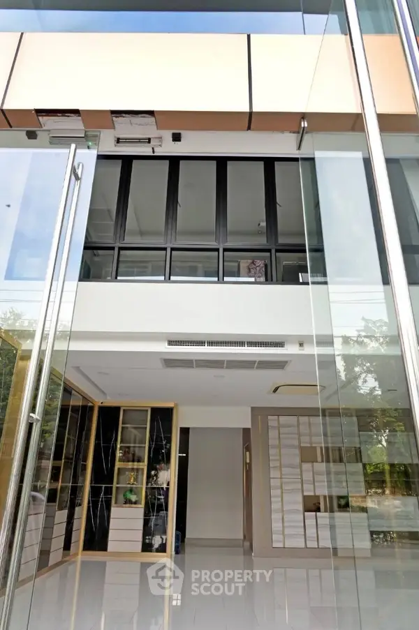 image_rental-27613300