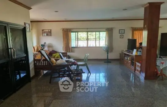 image_rental-8429677