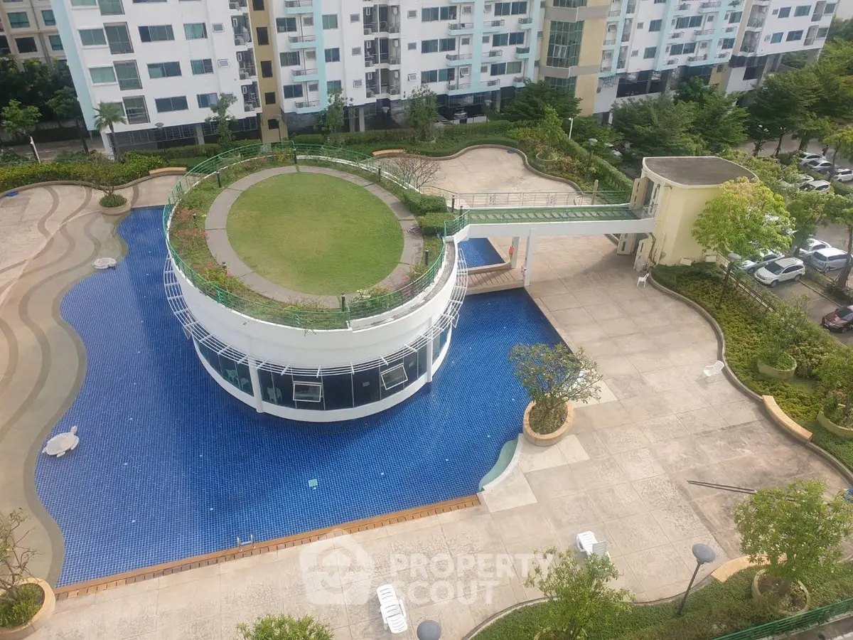 Stunning rooftop garden with pool in modern apartment complex